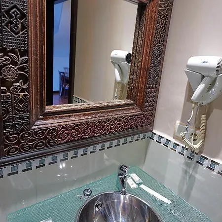 Hotel Las Cabanas 3*