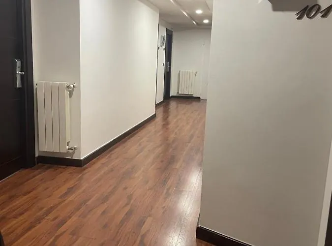 호텔 Hotel Las Cabanas 3*