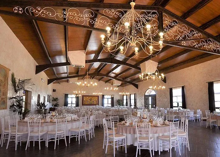 Hotel Las Cabanas 3*