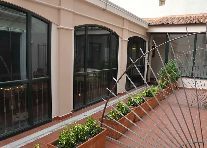 호텔 Hotel Las Cabanas 3*